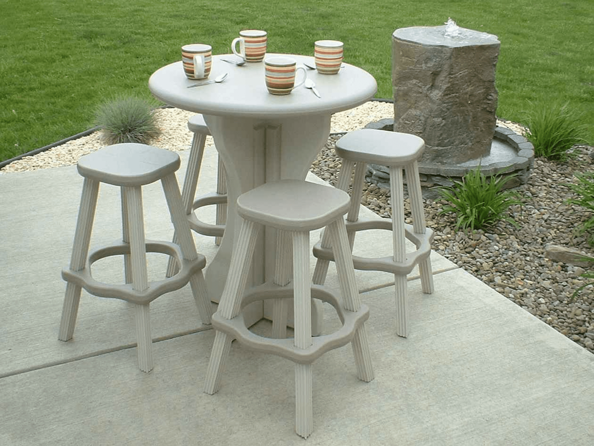 Header Image Bistro Table